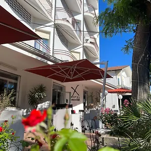 X Hotel Punta Marina