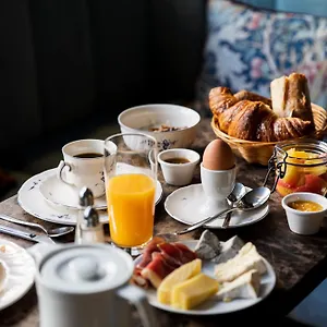4* فندق ليوبولد